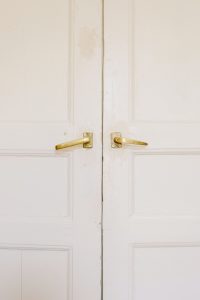 Vahingonkorvaus uuden asunnon laatuvirheistä